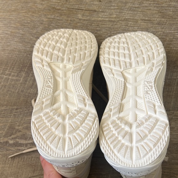 Women's TechLoom Defender Parchment / Ivory / Cement Size 8 - Picture 5 of 6